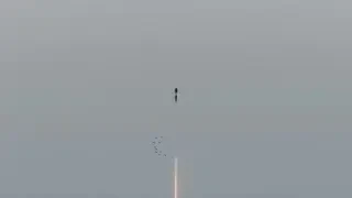 Sparrow Ascent——實際影片，遼闊天空上的微小斑點（02）