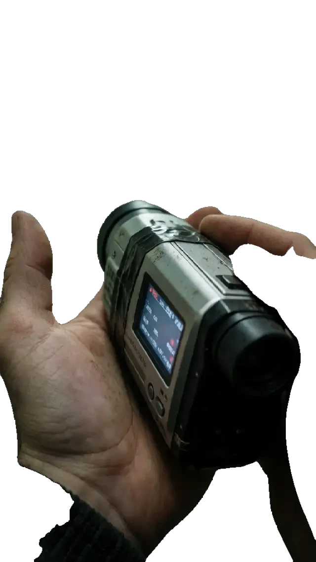 테이프로 감은 캠코더와 손 — 투명 스프라이트